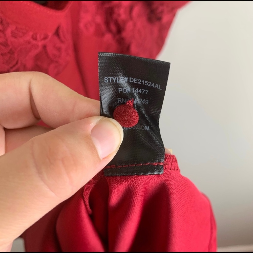 Lulu’s All My Daydreams Skater Lace V-Neck Dress - Picture 11 of 11